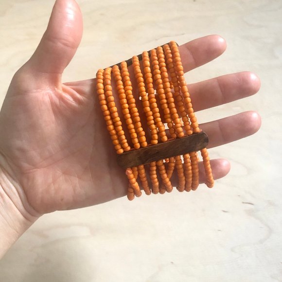 Glass and Wooden Beaded Bracelet - Picture 3 of 6